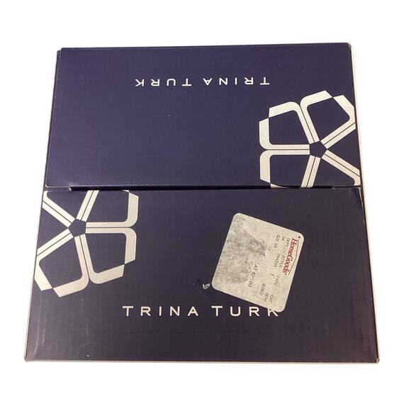 New in Box Trina Turk Clear Lucid 13.9 oz Dishwasher Safe Wine Glasses Set of 4 - Picture 3 of 5